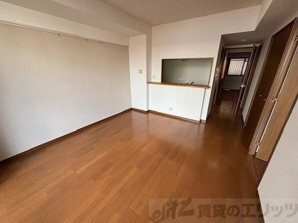 セレブ高槻北園町の物件内観写真